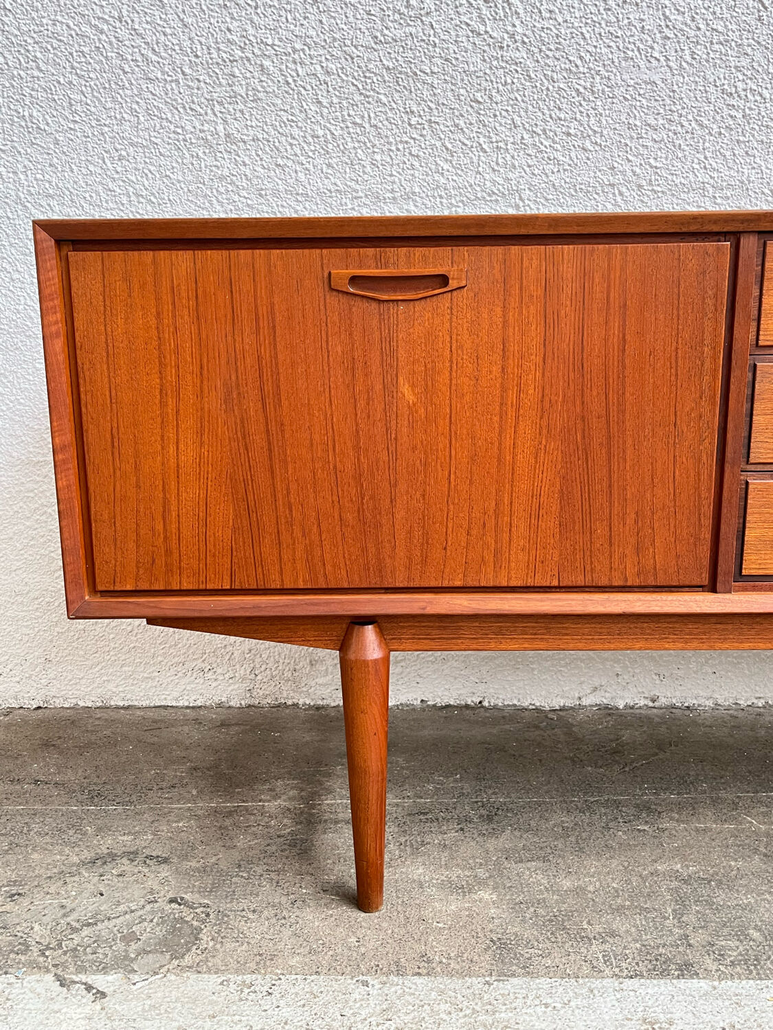 Scandinavian row 60s