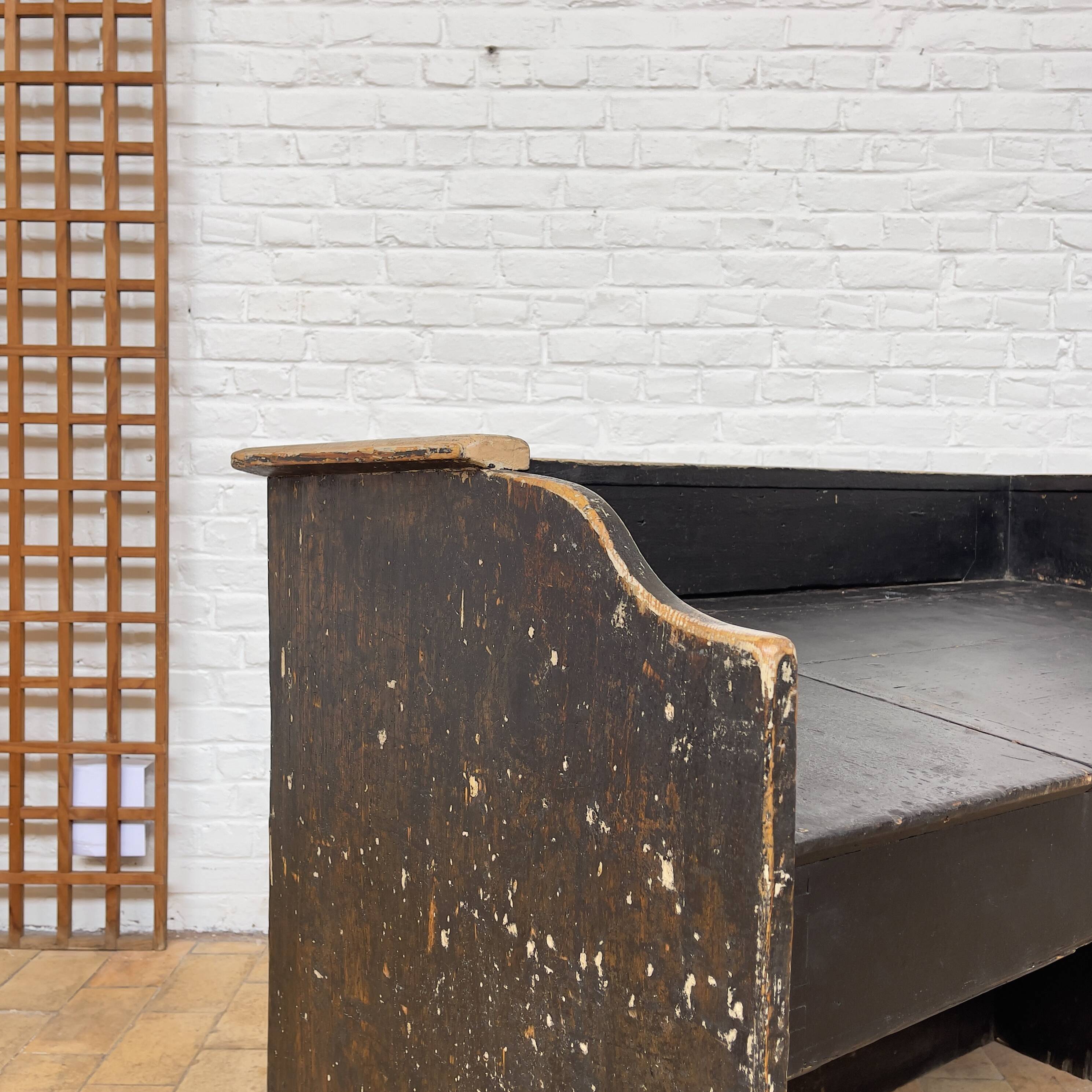 Ancien comptoir de magasin en bois début XXème