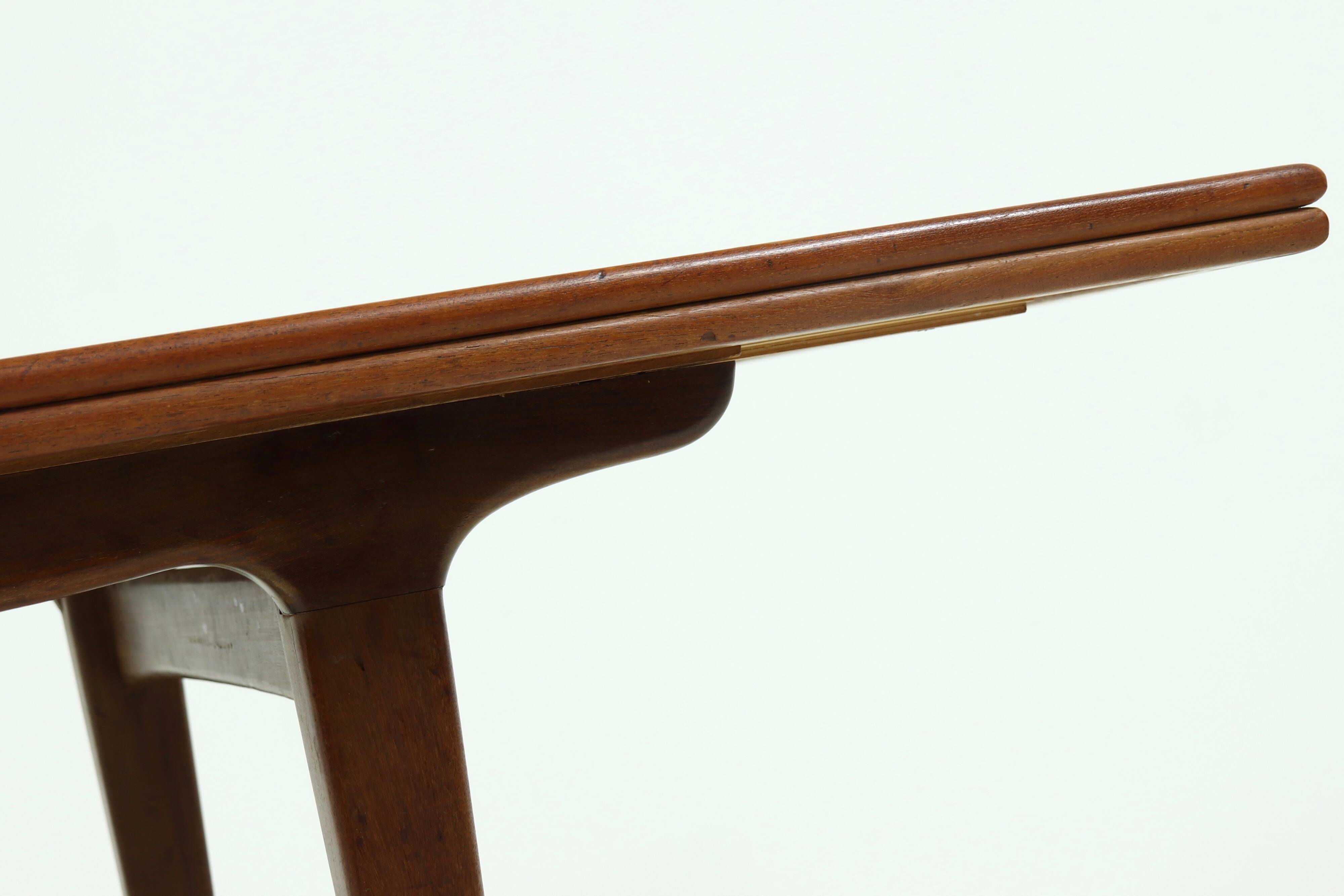 Sculptural Danish Design Extendable Teak Dining Table 1960s