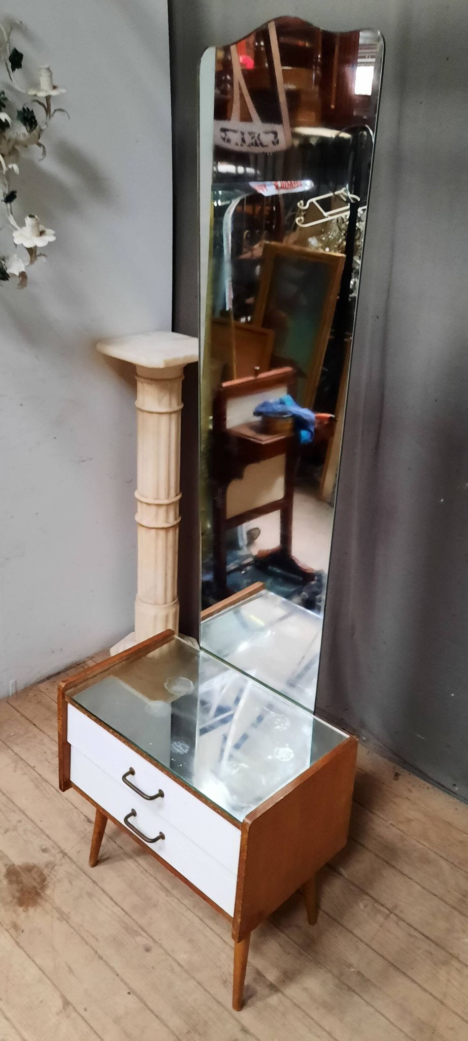 Vintage dressing table