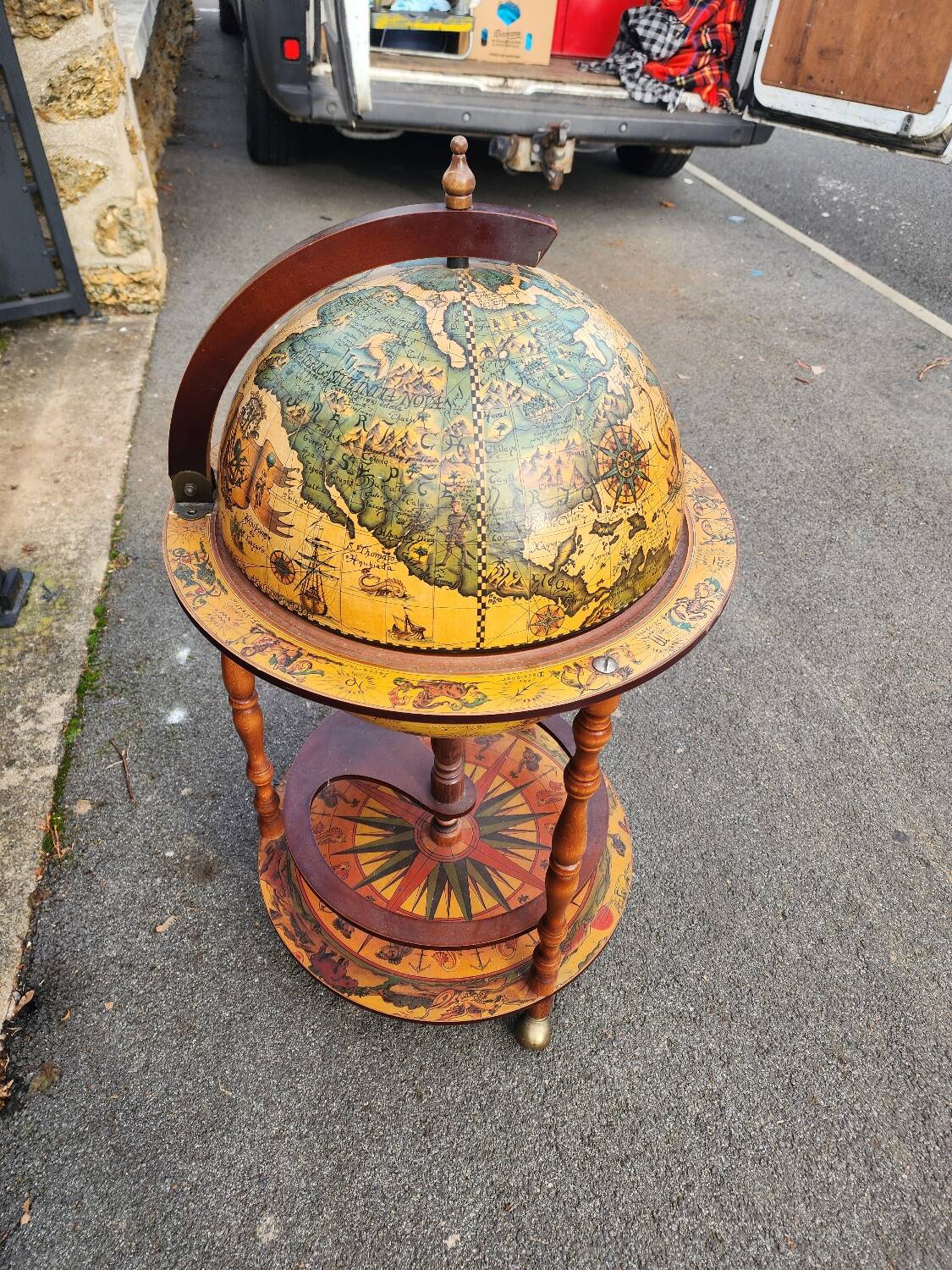 Bar globe vintage
