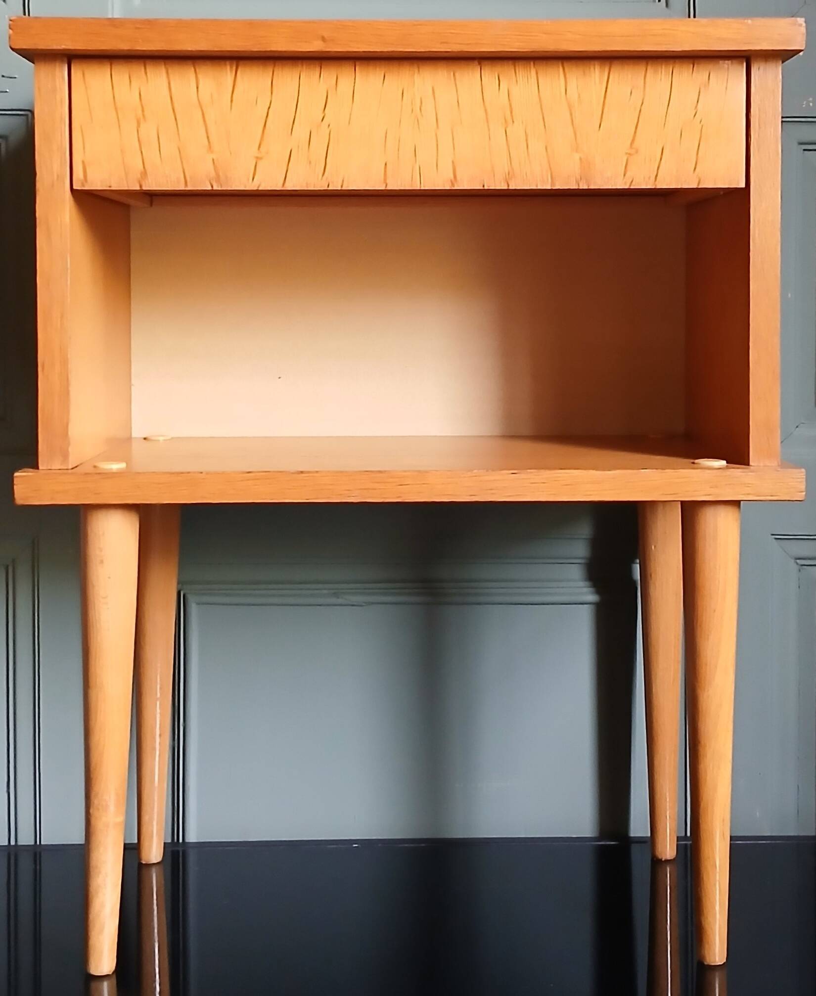 Nightstand in golden oak veneer. Around 1970.
