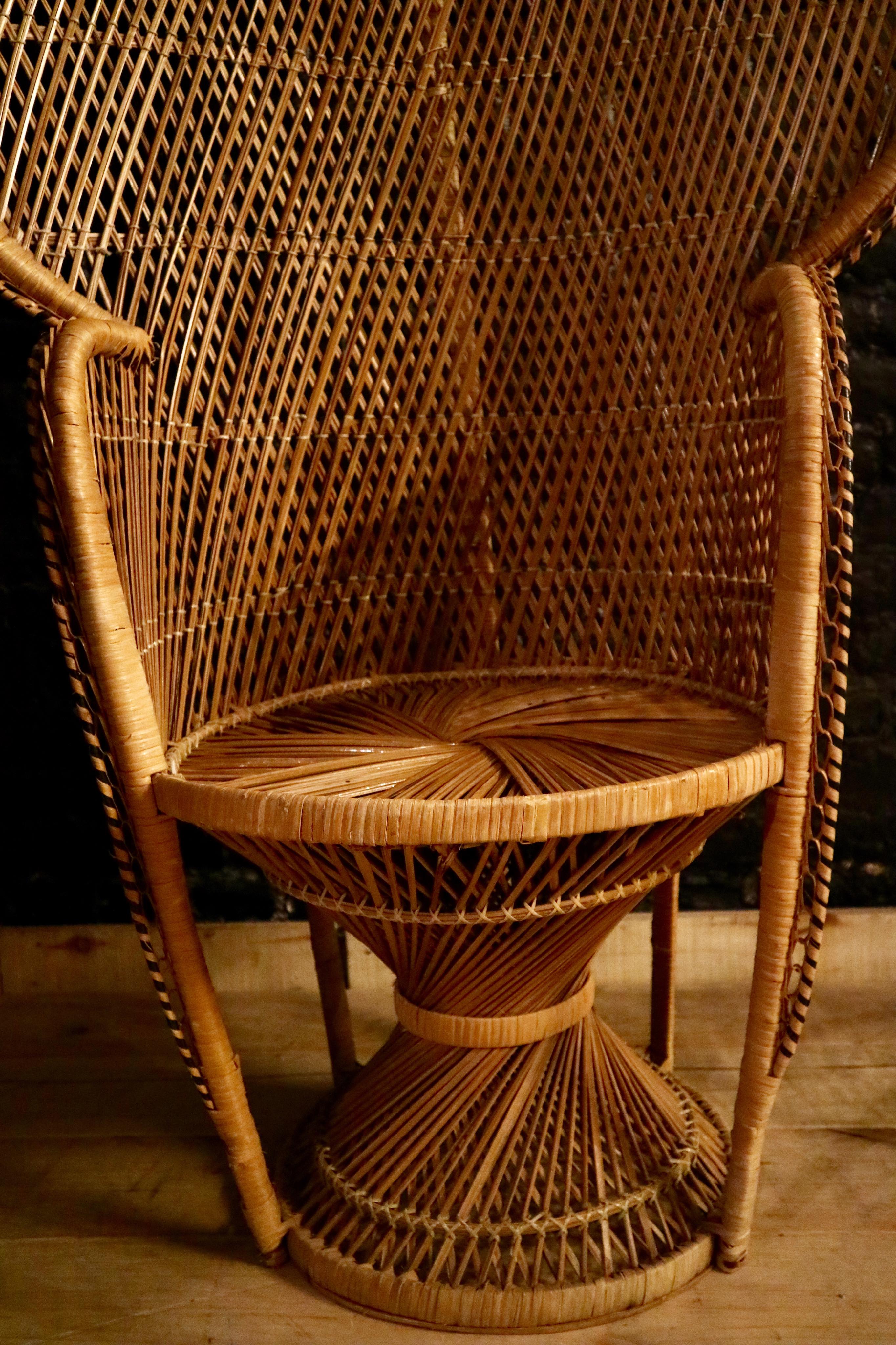 Emmanuelle chair