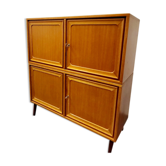 Armoire avec clés
