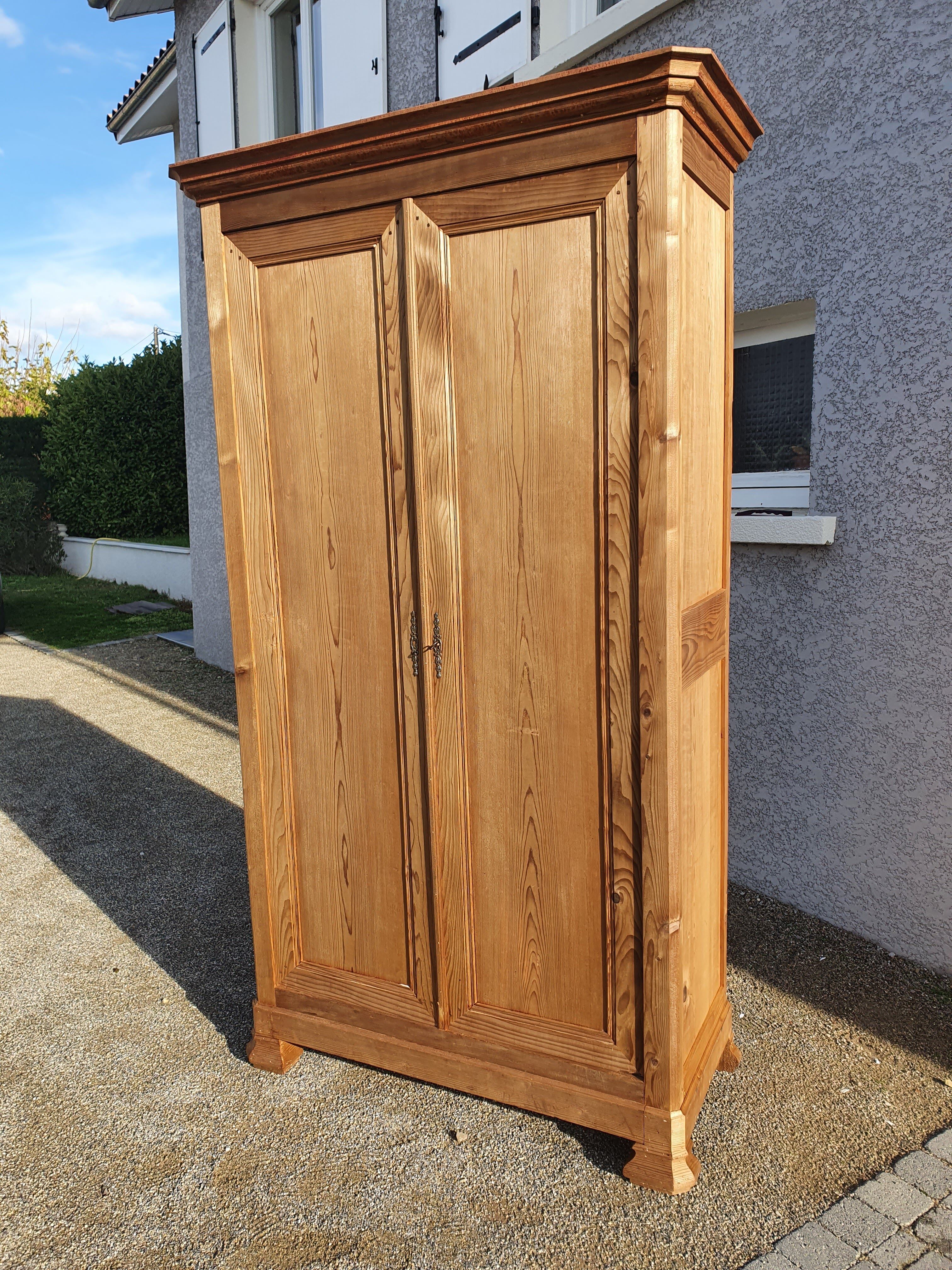 Old Parisian cabinet raw fir 1900