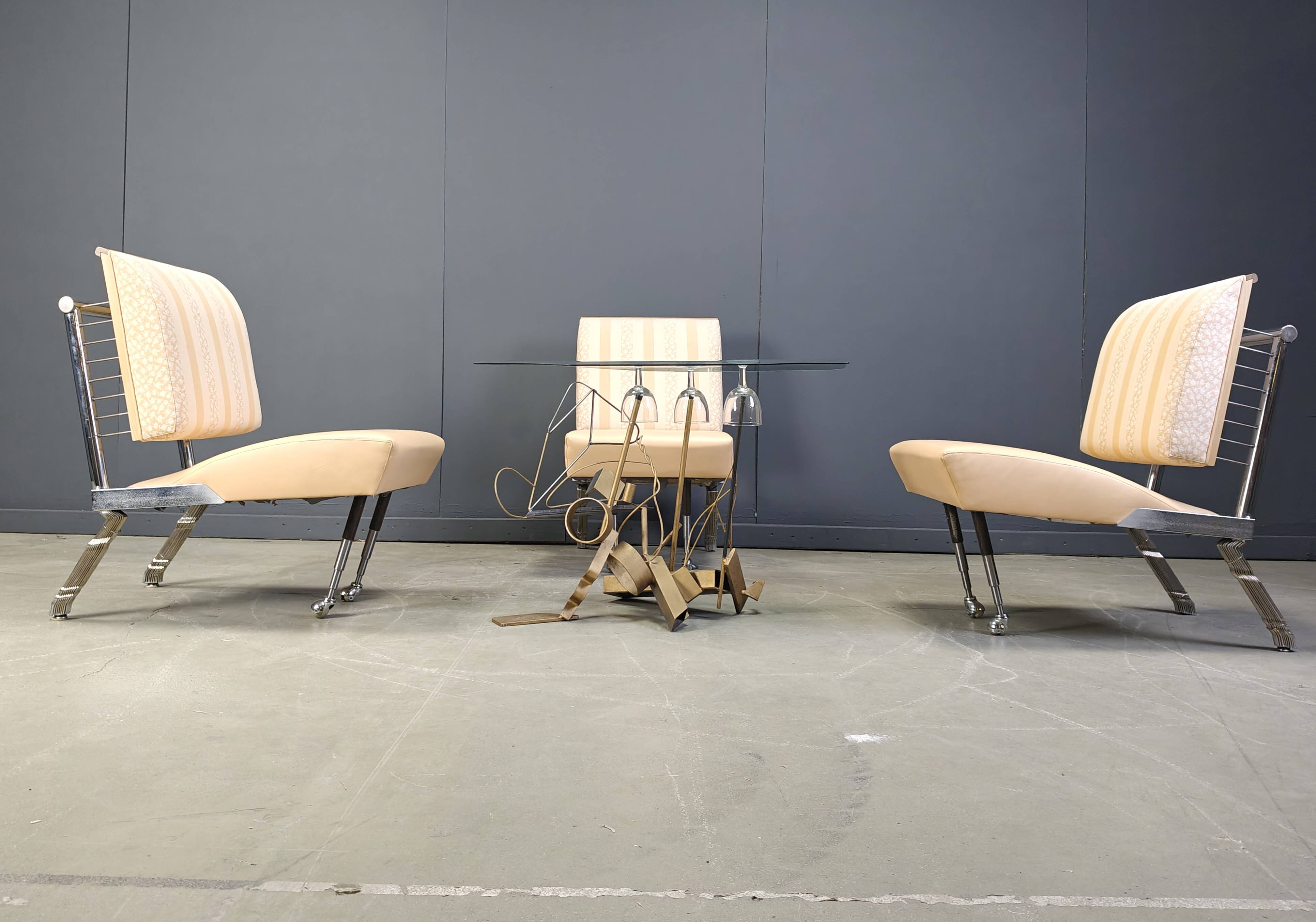 Ensemble de chaises longues sculpturales avec table basse, 1996