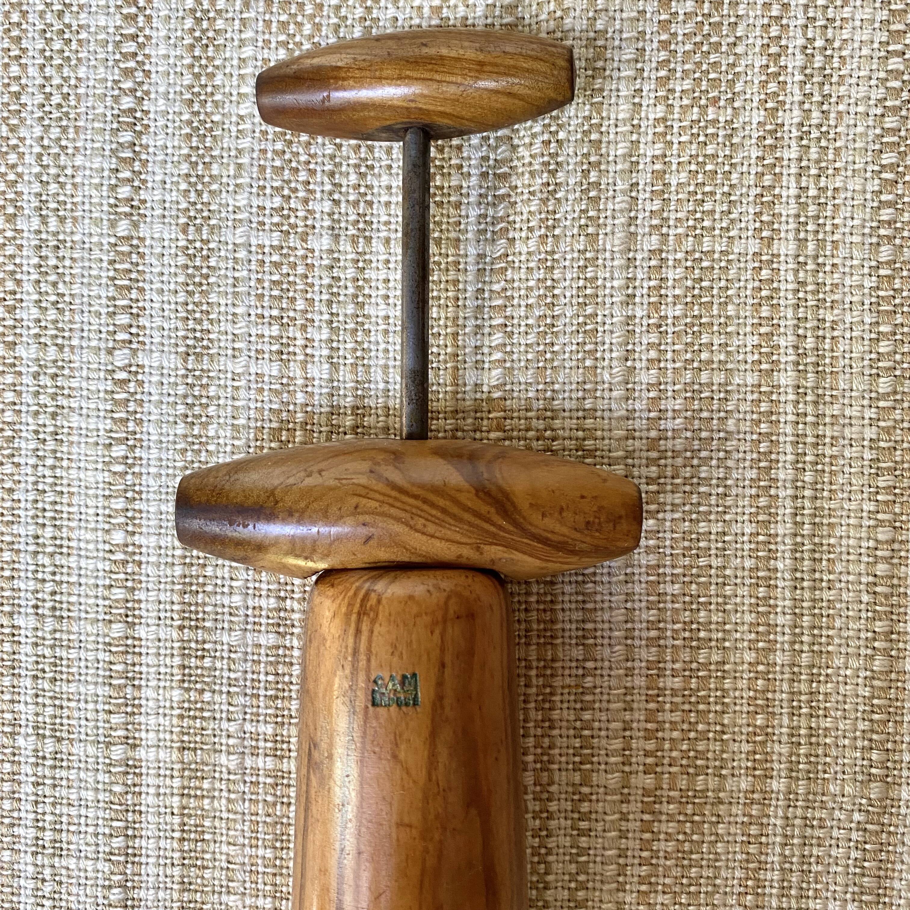 CAM wooden cork pull