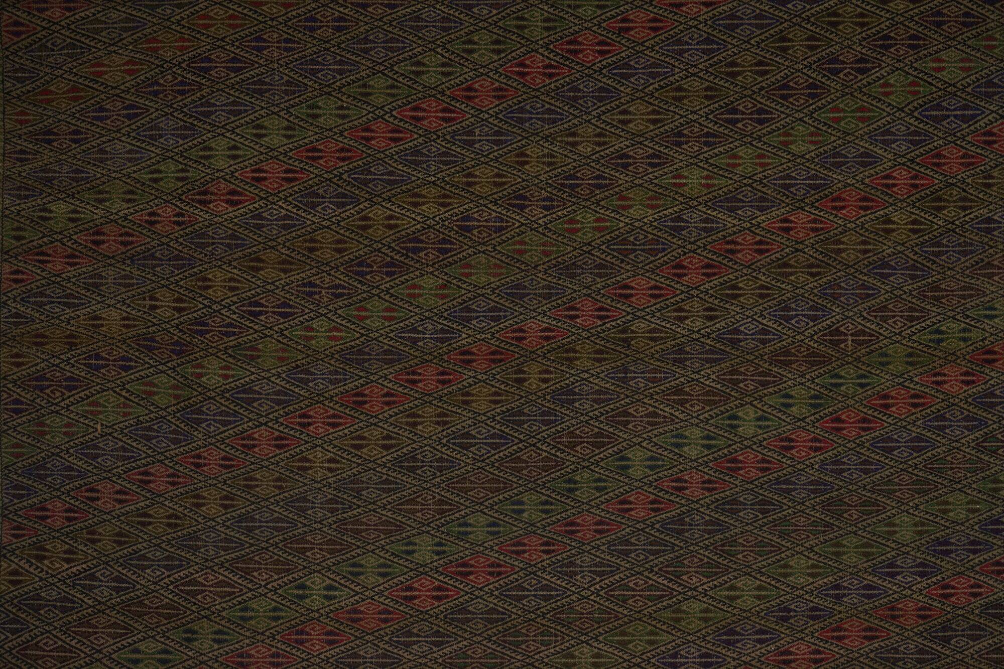 Vintage Turkish kilim, handwoven, 165x217 cm.