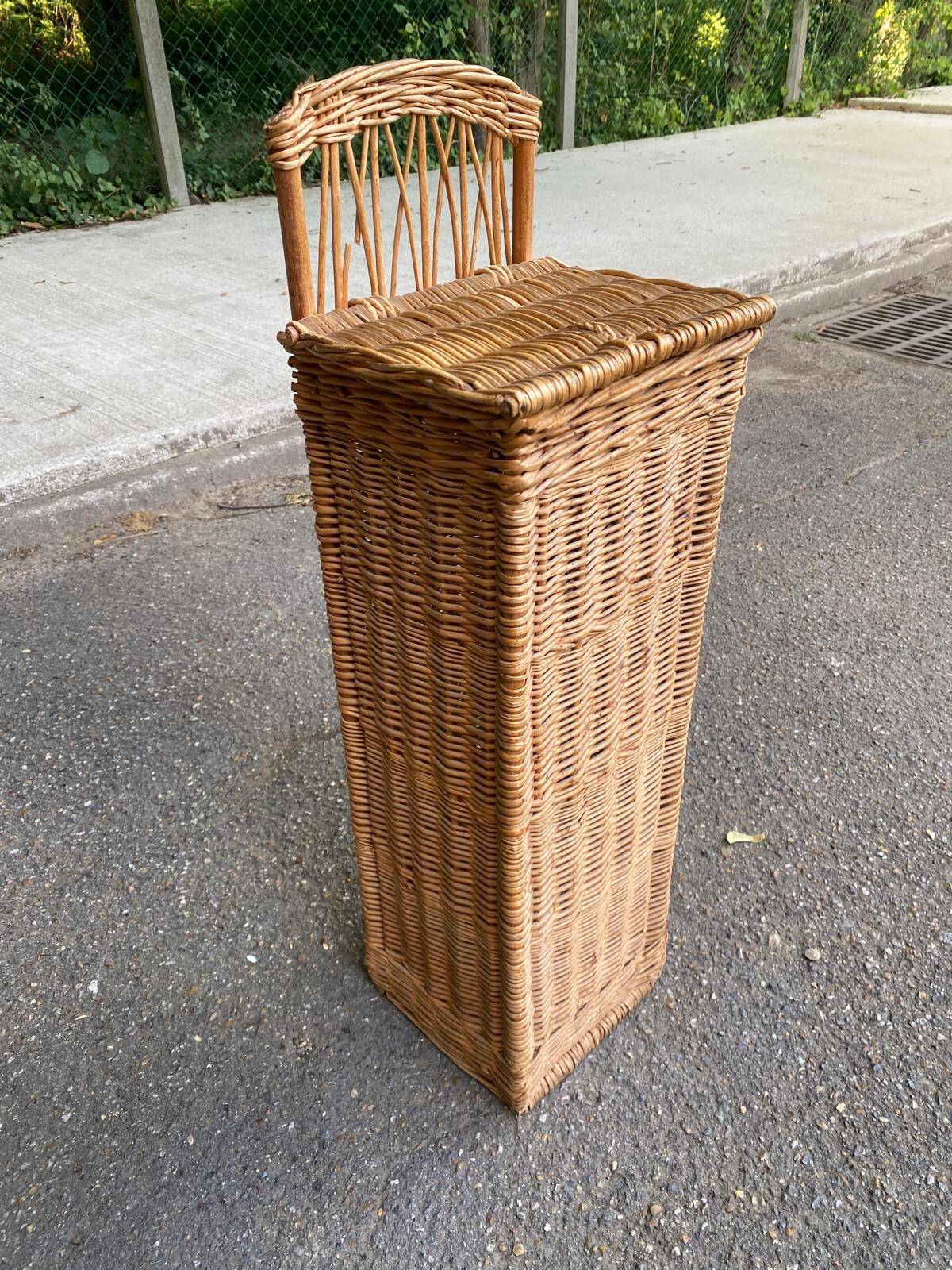 Rattan and wicker bread bin