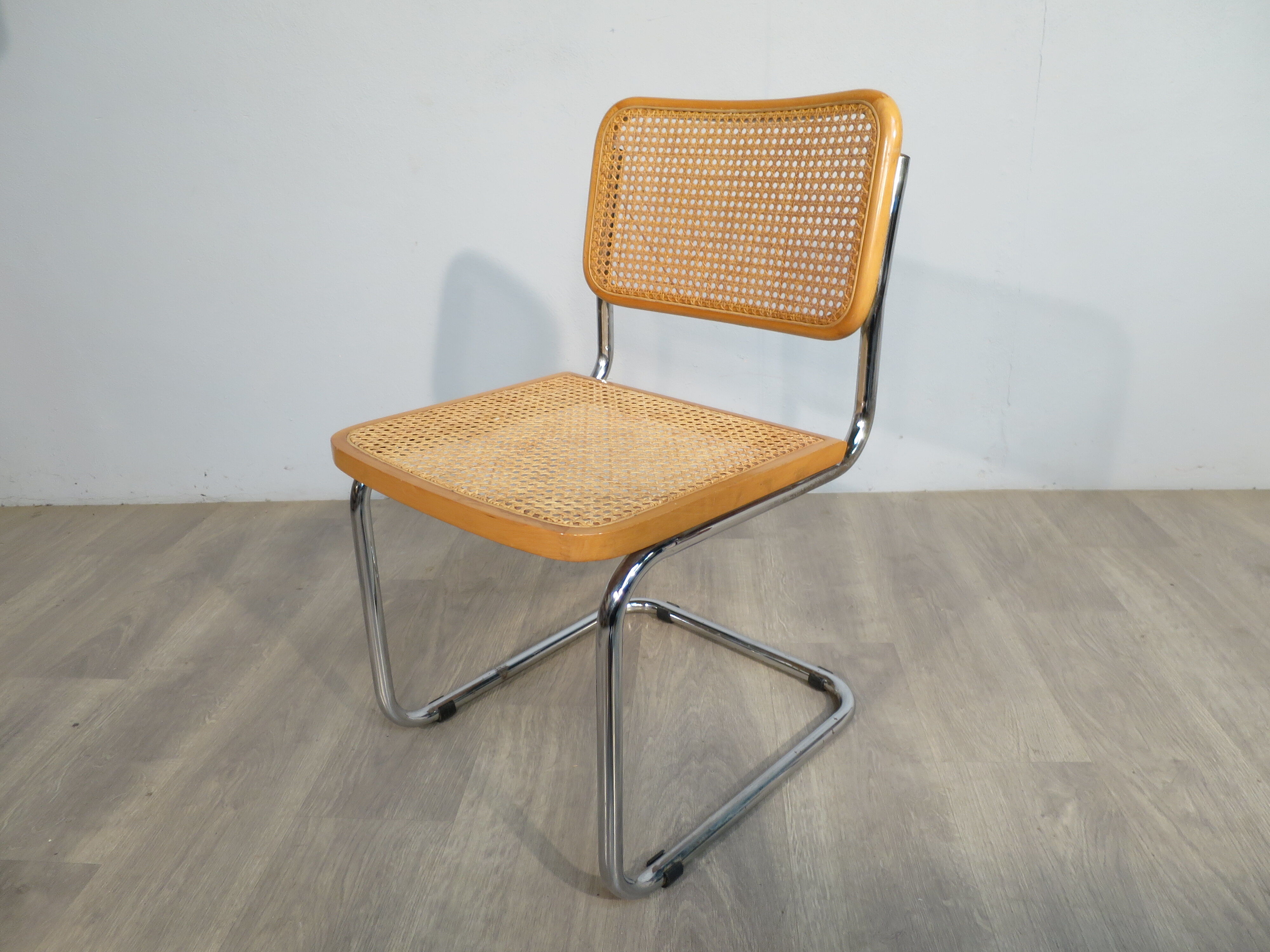 B32 Marcel Breuer chair