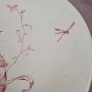 Grand compotier sur pied Gien modèle Iris décor floral rouge