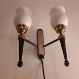 Double opaline and bronze wall lam
