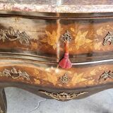Commode sauteuse en bois de rose plateau en marbre rose