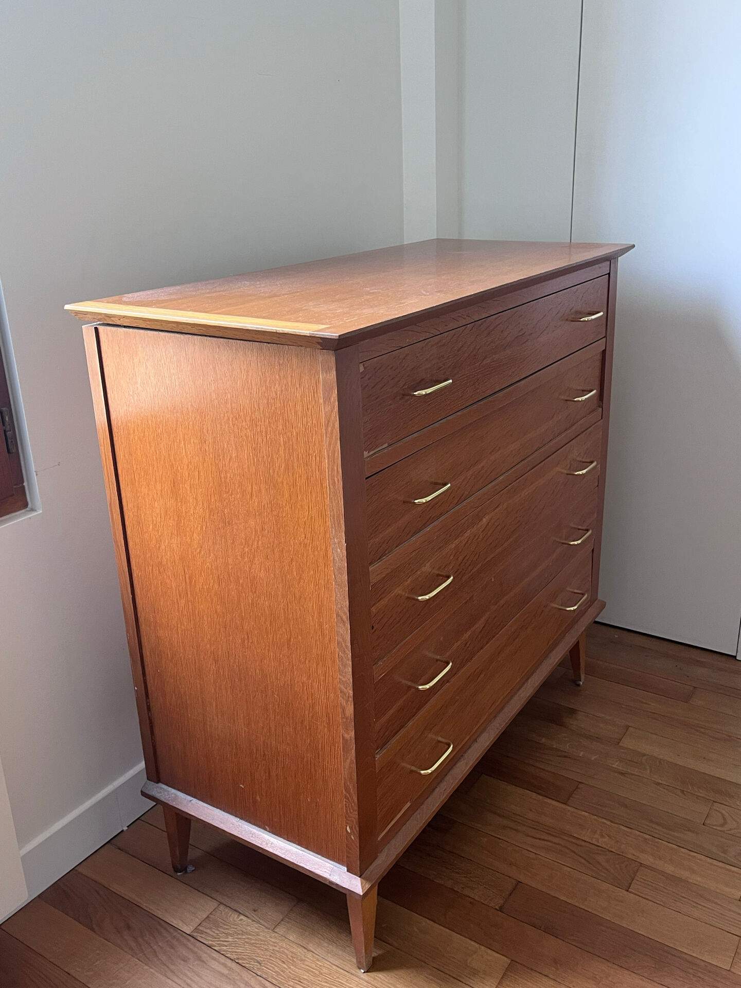 Commode vintage en bois à 5 tiroirs