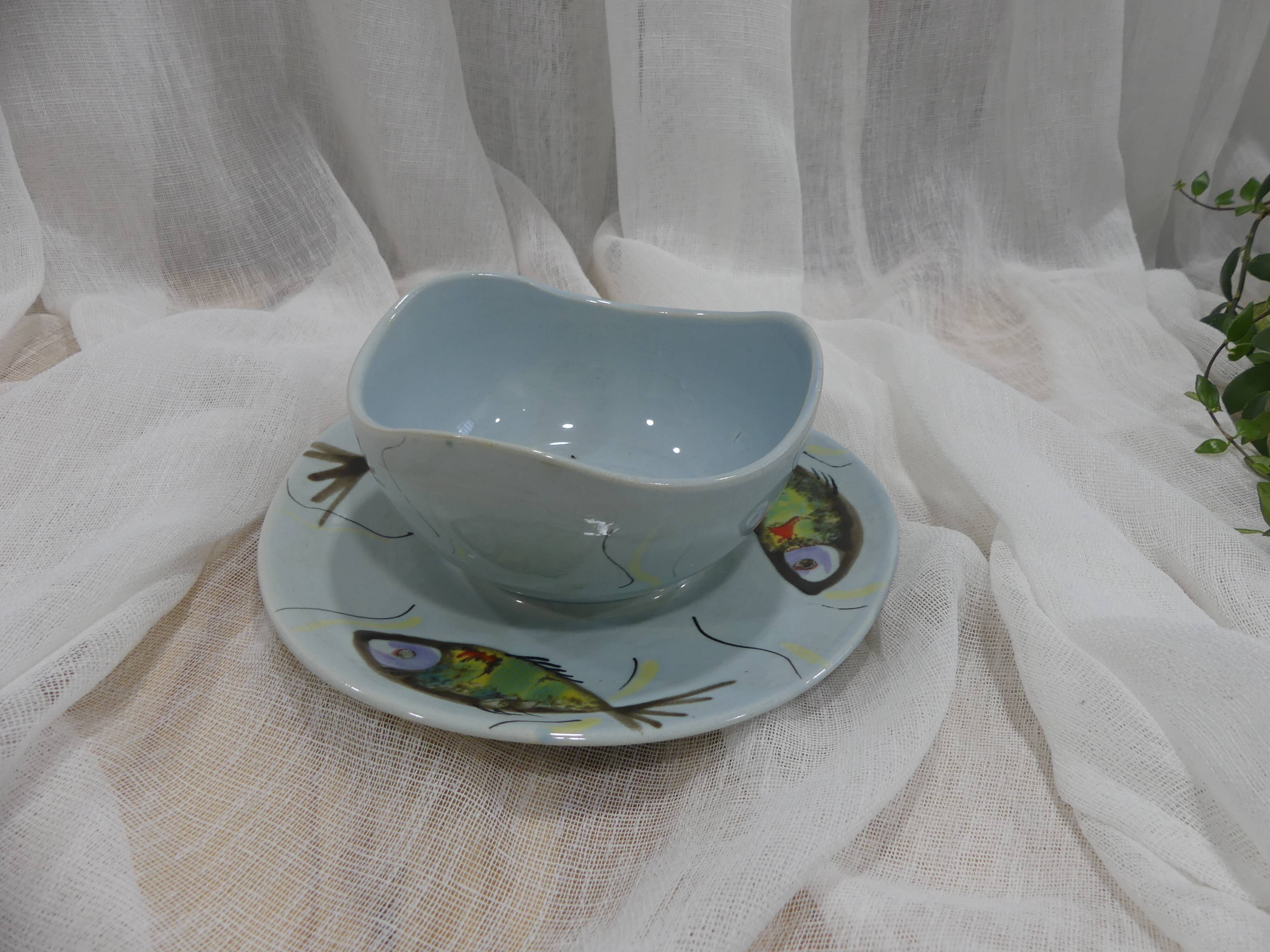 Ceramic sauce dish