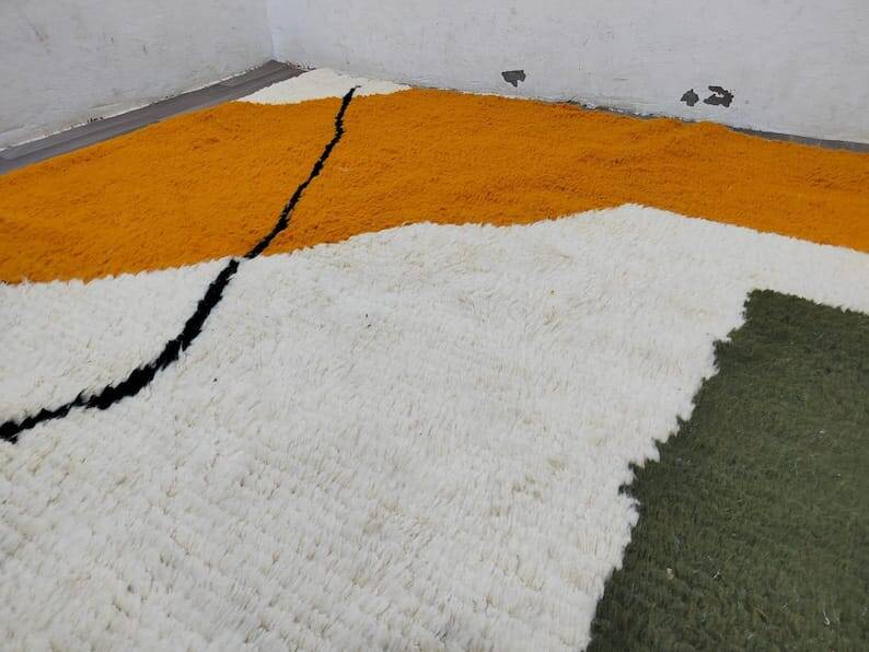 Tapis en laine pure fait main taille 200 x 300 cm