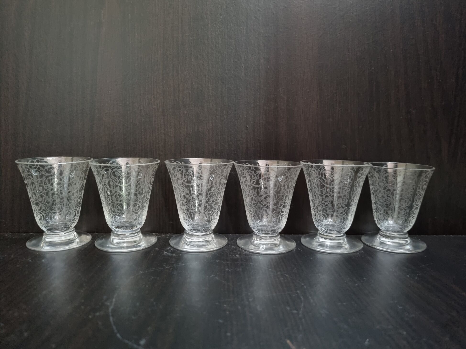 Baccarat crystal liquor service model Michelangelo