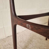 Table d'appoint scandinave foncée
