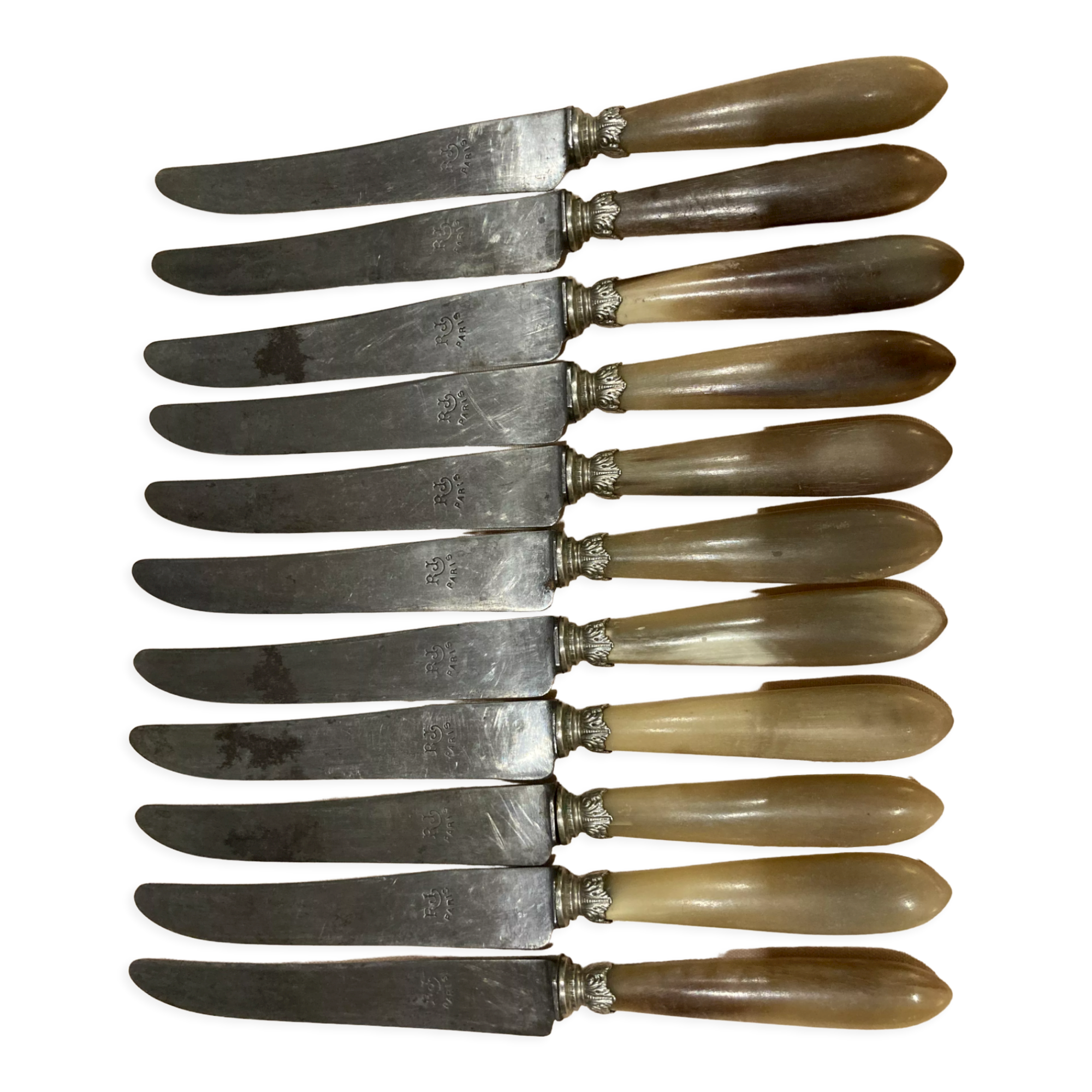 12 horn handle knives