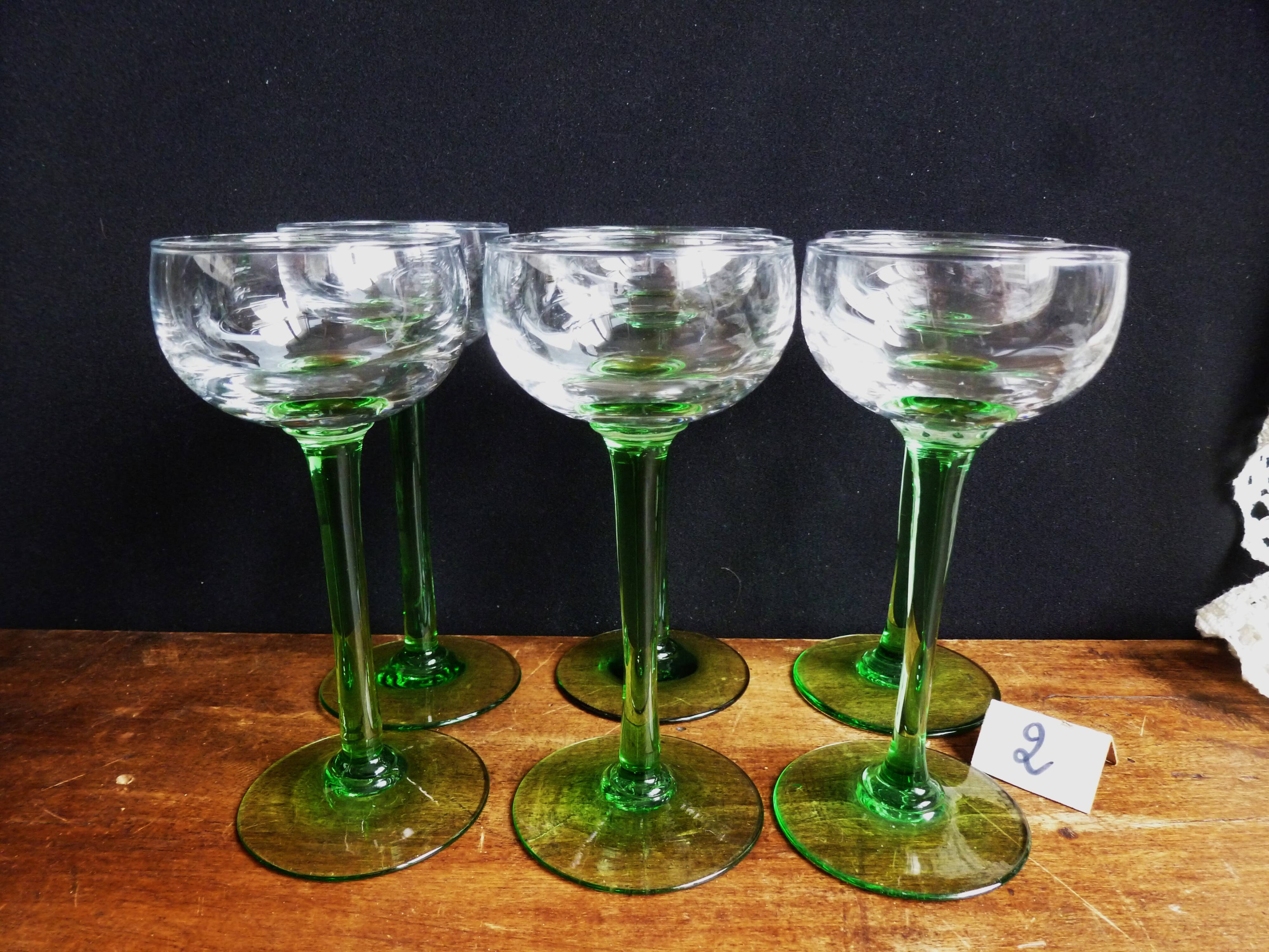 Alsace wine glasses, white wine glasses, green stemmed table glasses.
