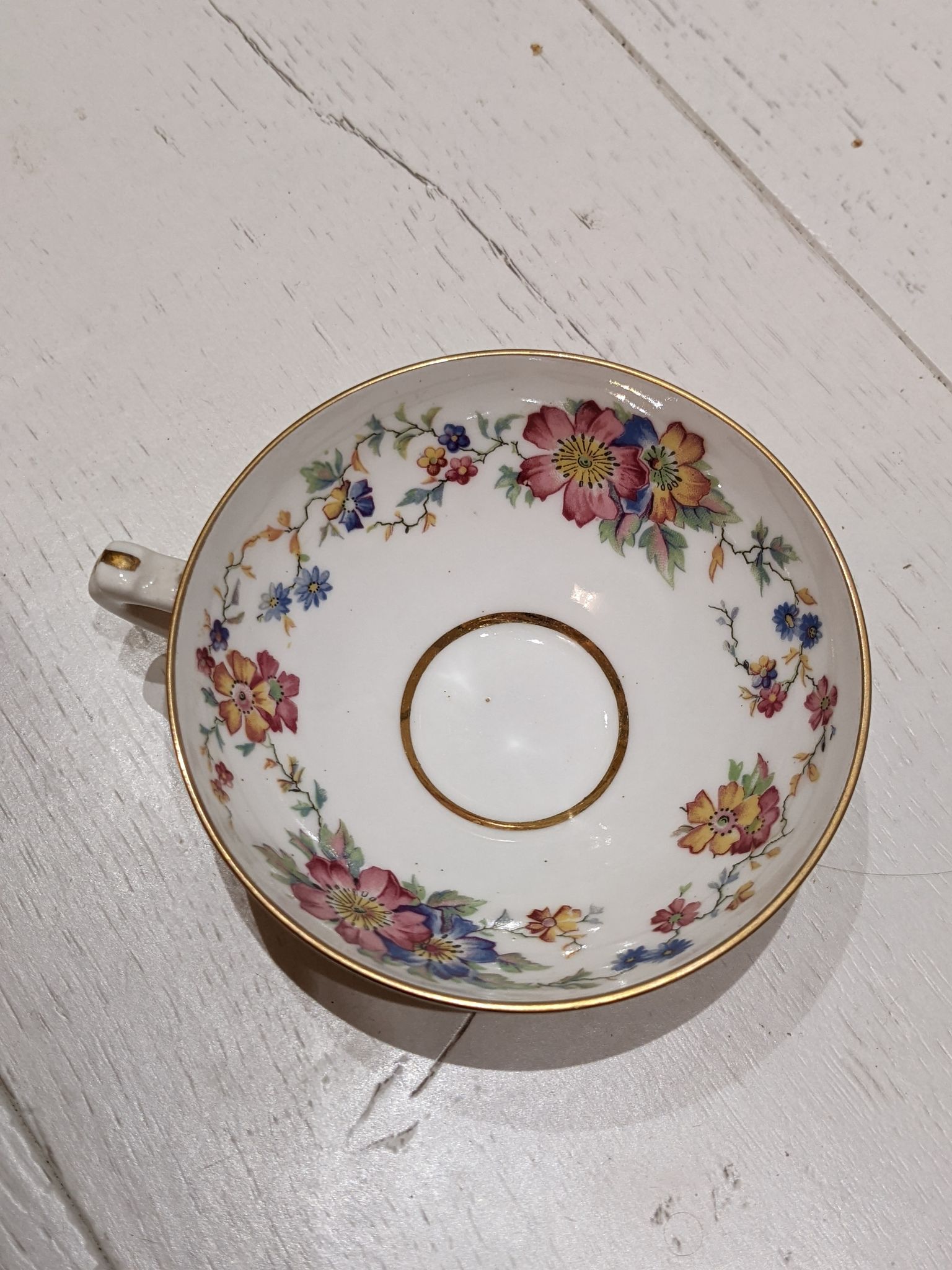 Tasse anciennes vintage en porcelaine de Limoges