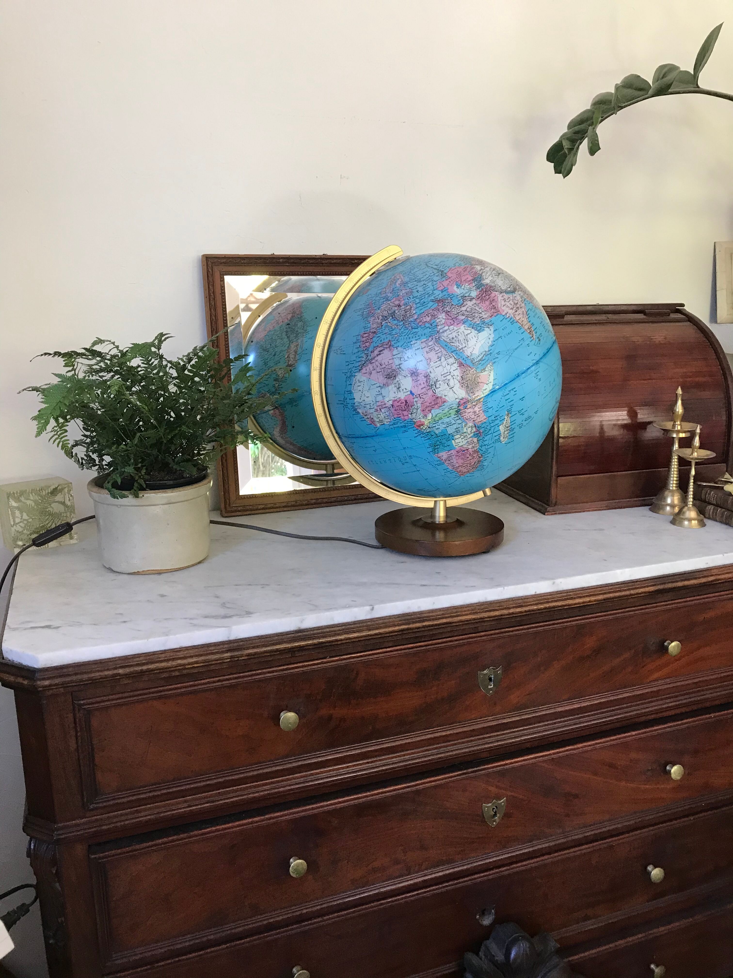 Vintage vintage Earth Globe Columbus
