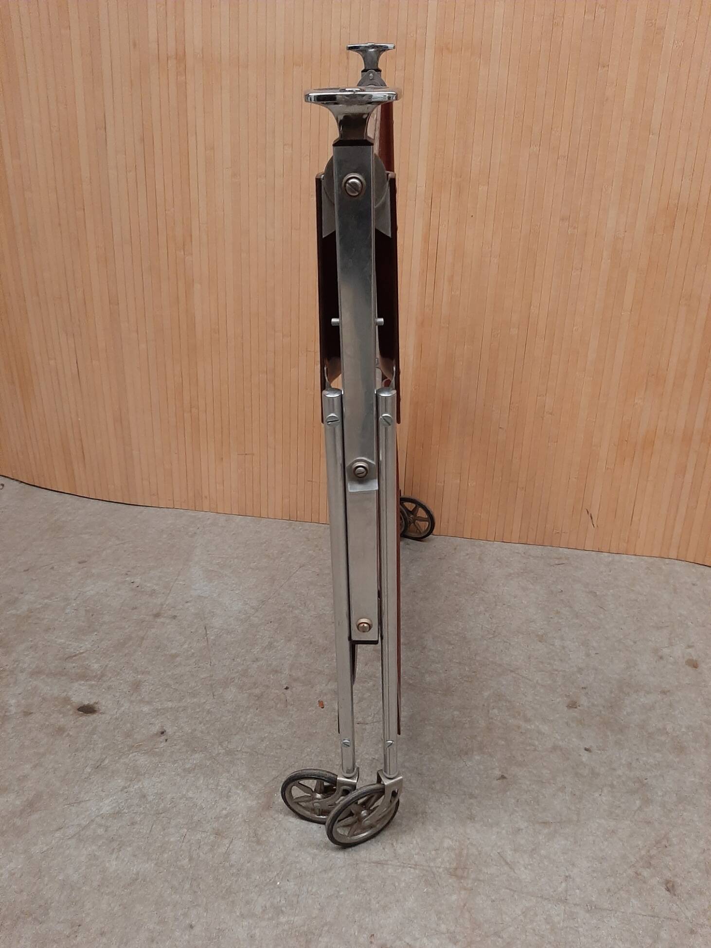 Designer trolley 60-70 textable