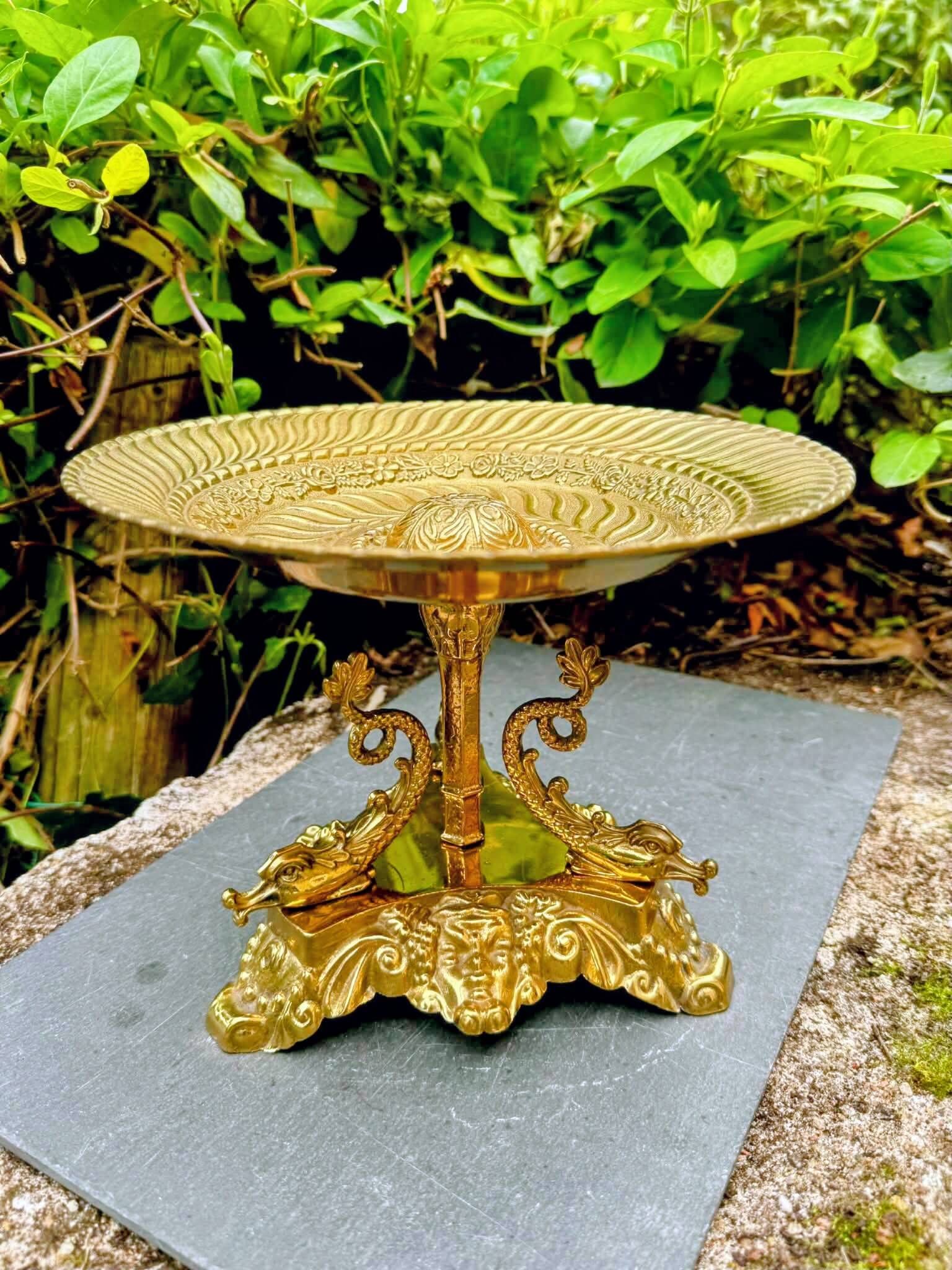 Large brass fruit bowl in Neo-Renaissance style