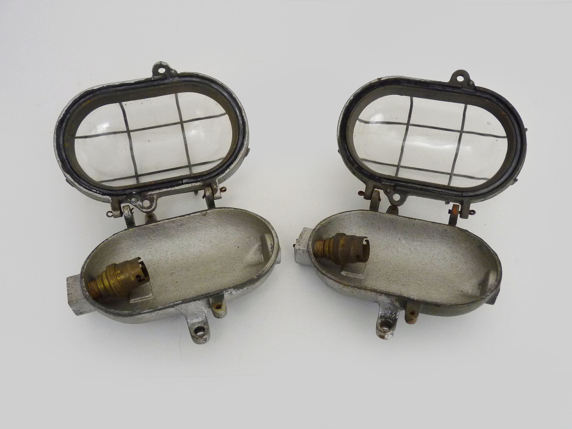 Pair of industrial sconces year 50/60
