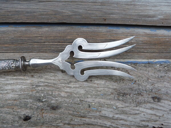 Pelle de service à poisson en argent poinçon Minerve