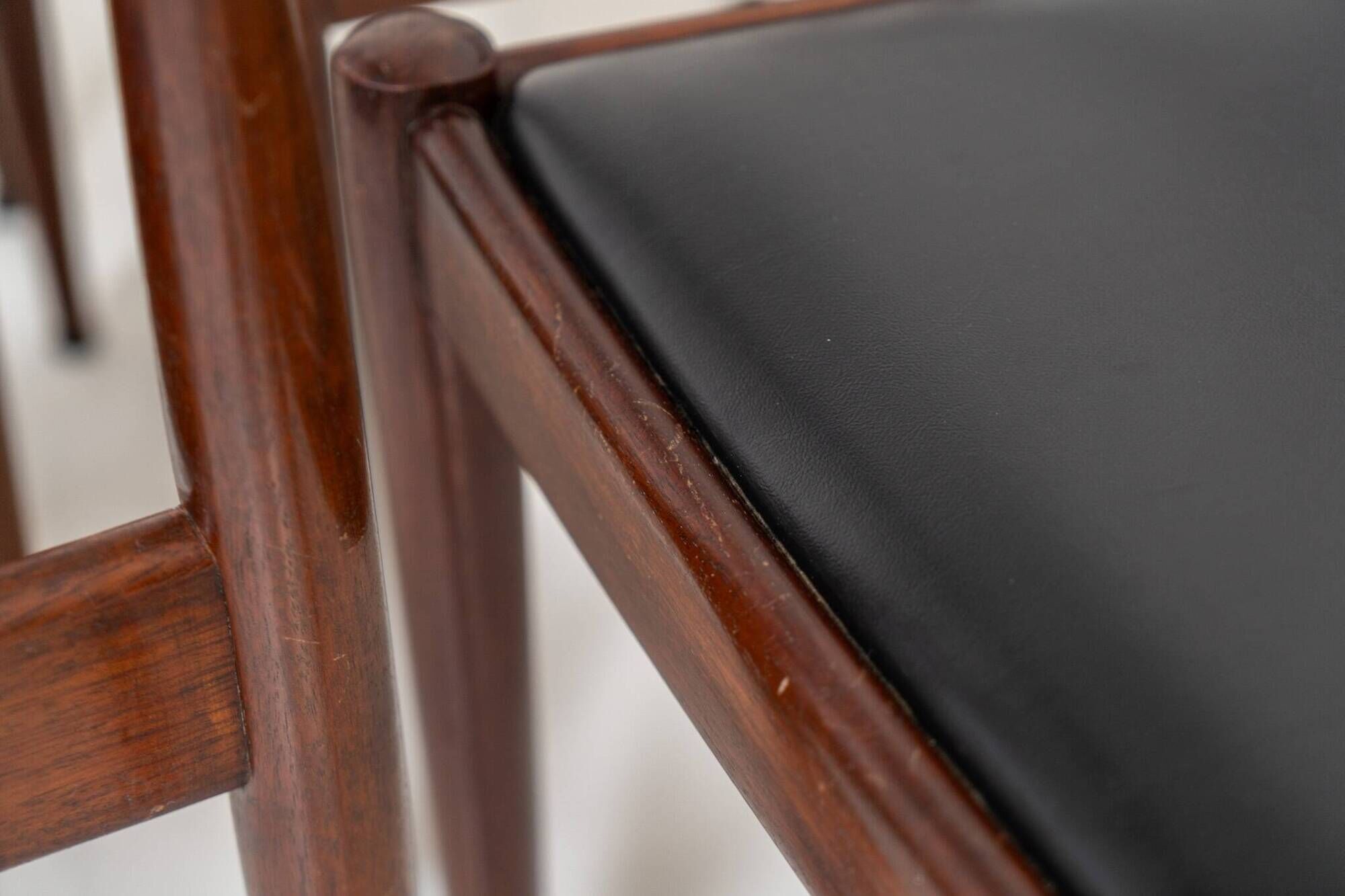 Set of 6 "Model 500" dining chairs by Alfred Hendrickx