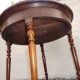 Old round table style L. Philippe in solid wood / Middle 19th century.