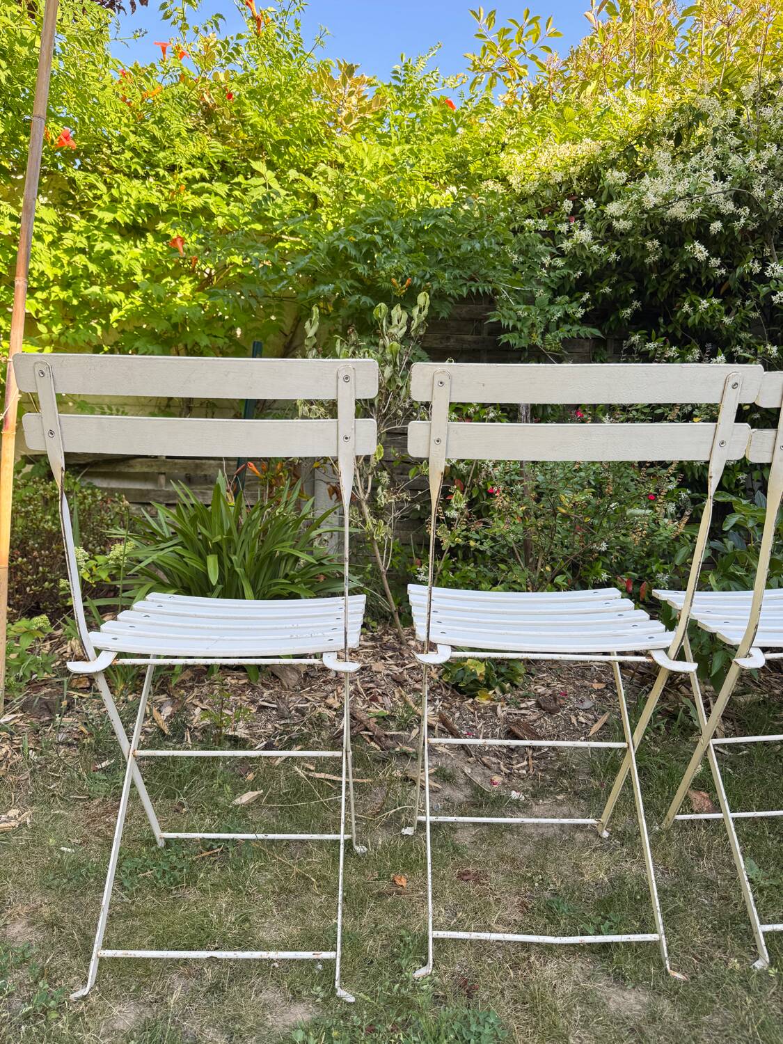 Set of 4 vintage folding chairs in metal and wood