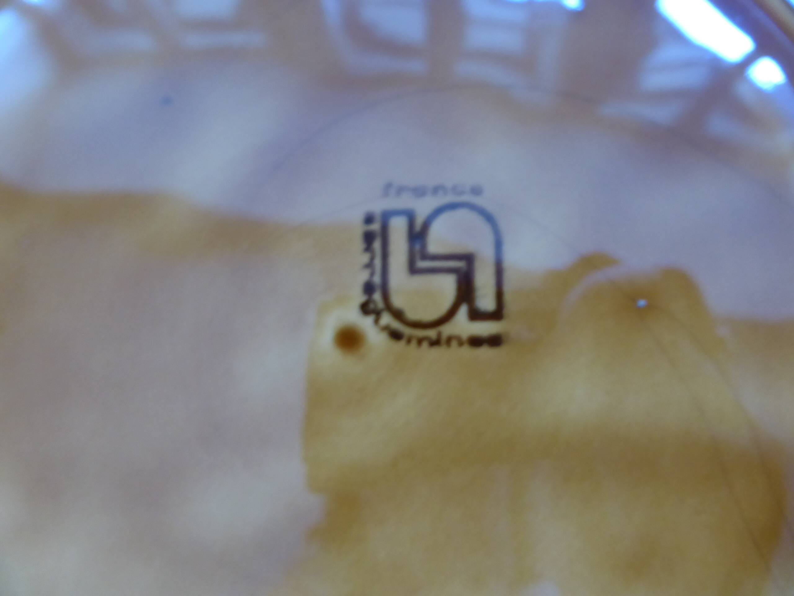 5 asparagus plates, 1 Sarreguemines dish L1 / 200106