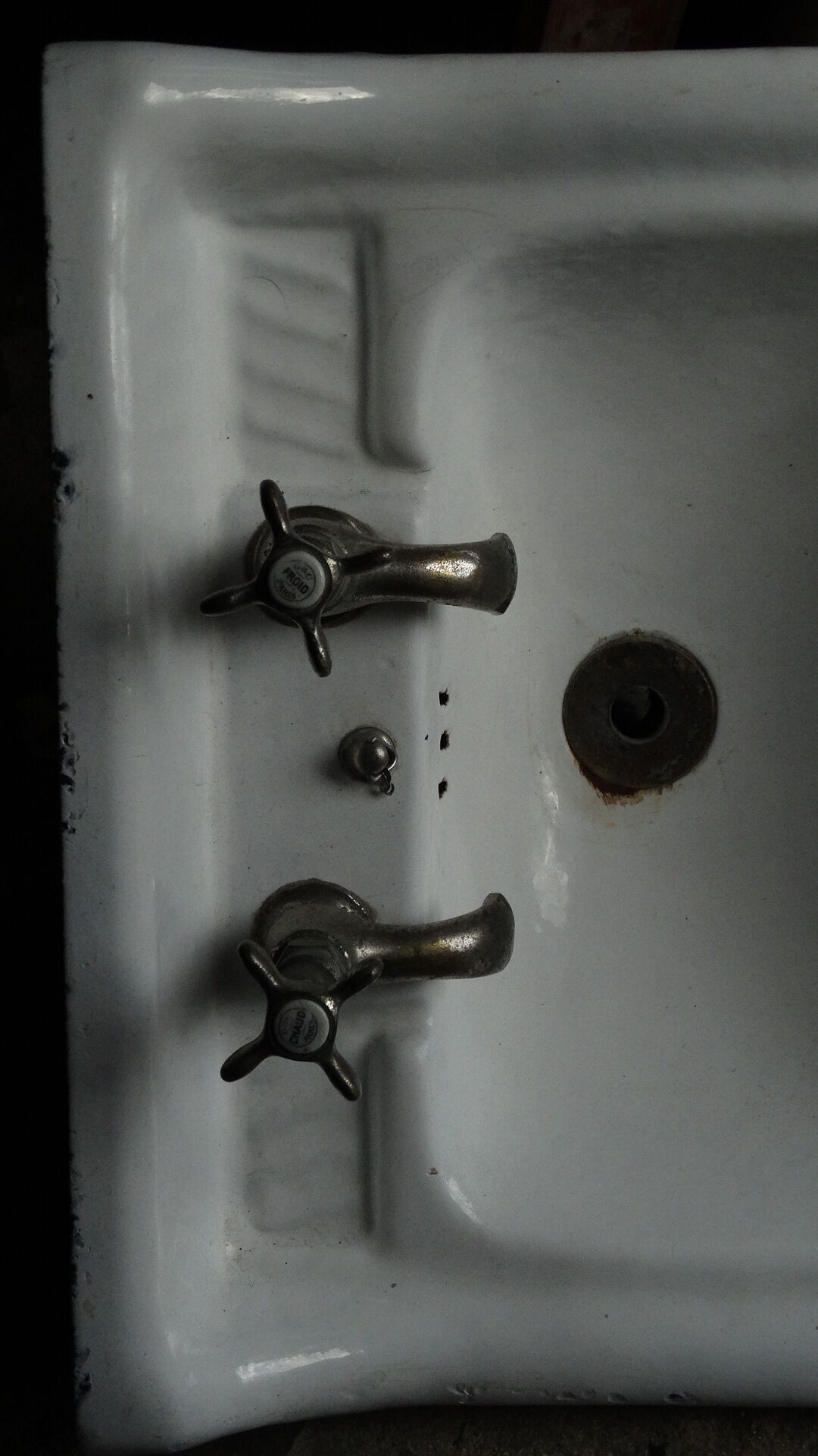 former godin-cast sink Emaillé