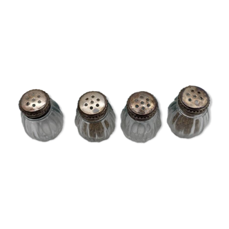 Cardeilhac salt shakers