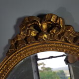 Oval mirror style louis XV