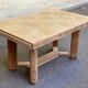 Table à manger brutaliste extensible décapée en chêne campagne chic 1950