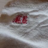 Lot of 4 red striped bis towels