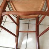 Chaise en bois ancienne