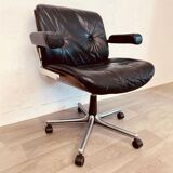 Giroflex office chair