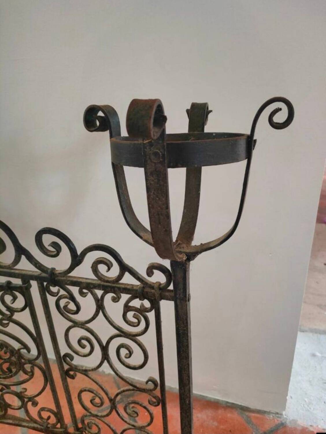 Wrought iron fire screen