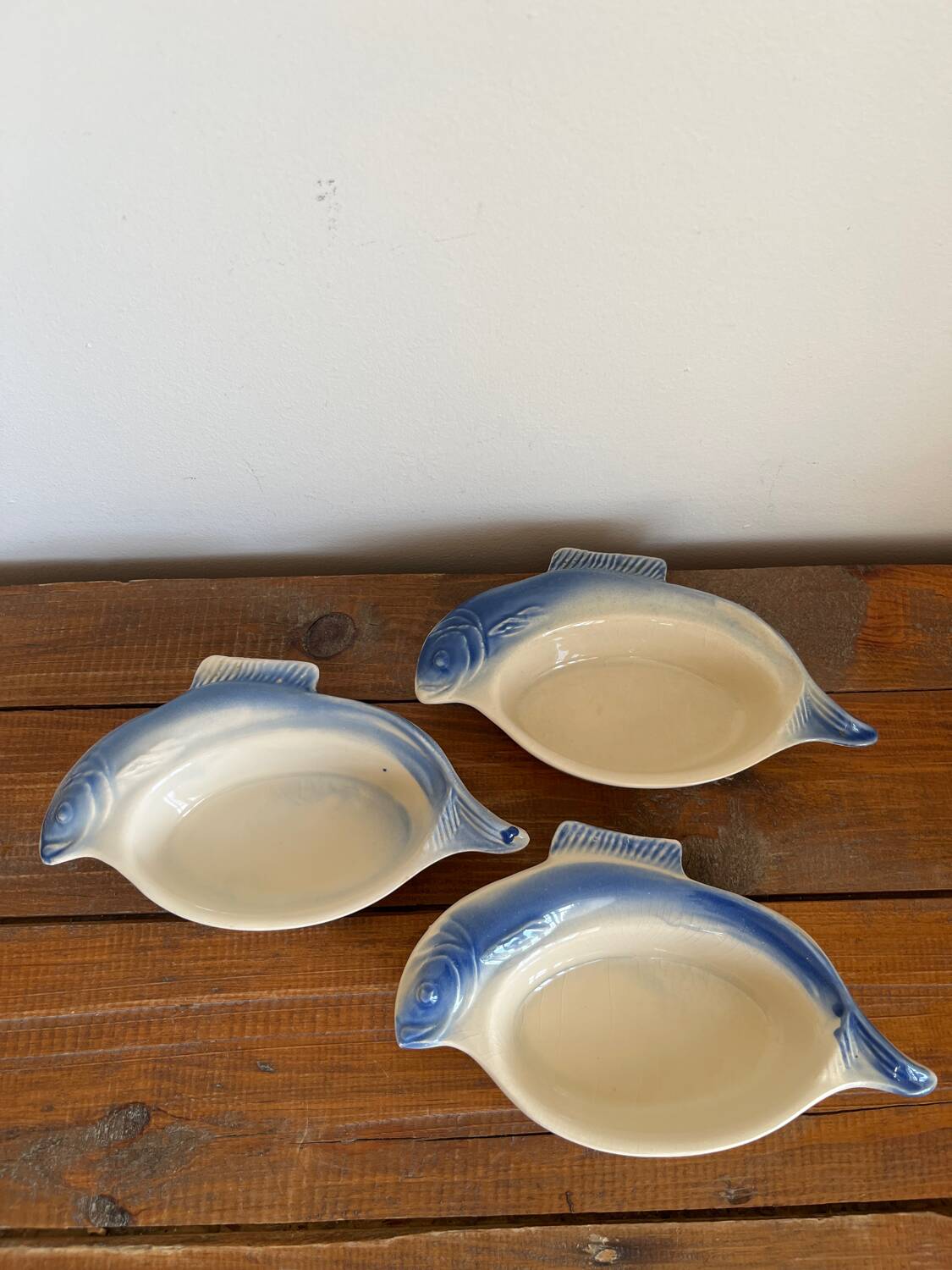 3 fish ramekins