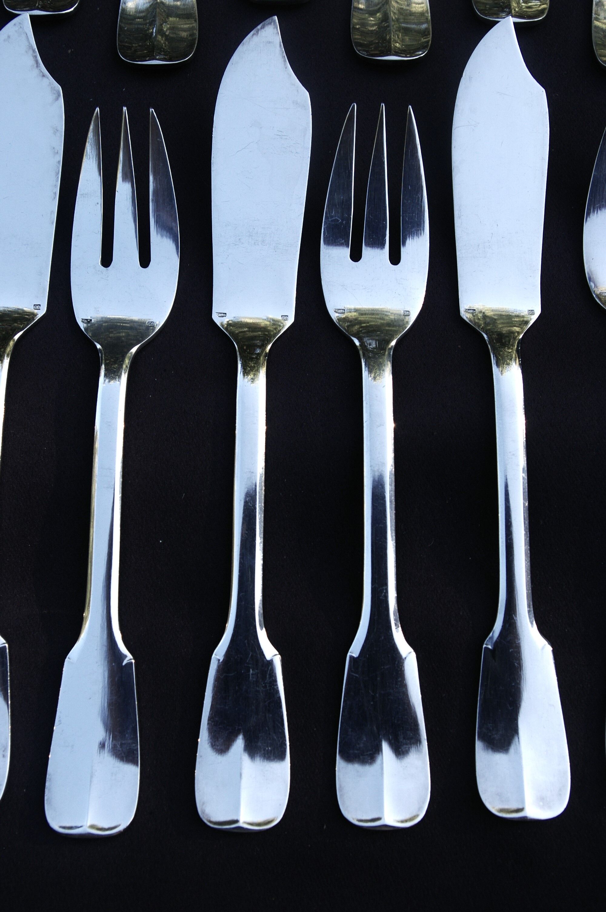 12 fish cutlery in silver metal uniplat cluny
