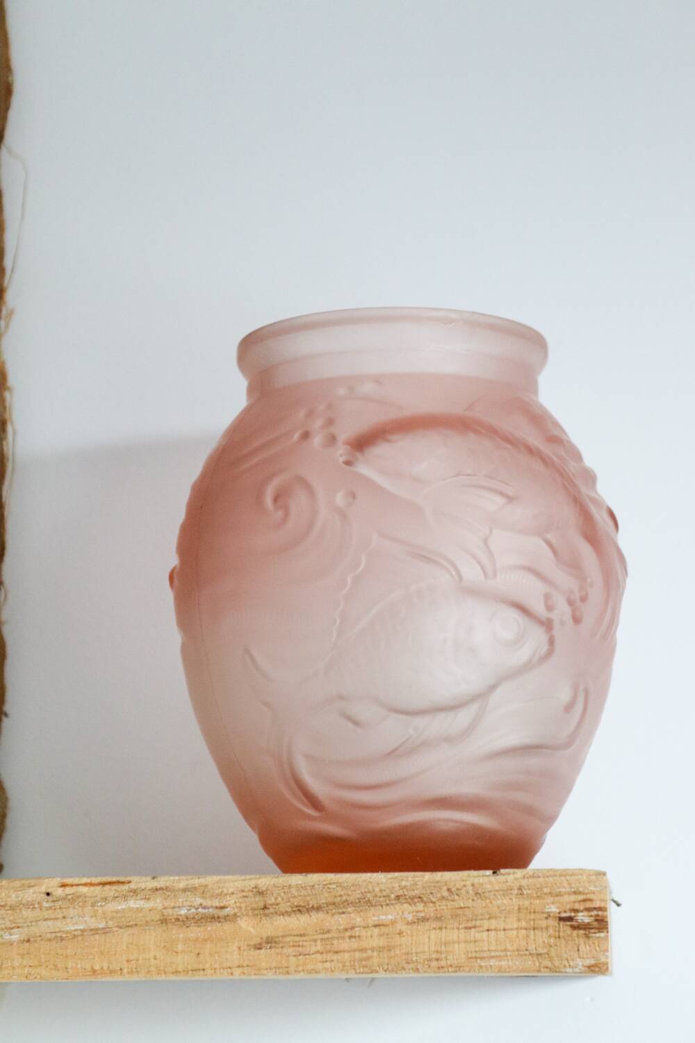 Art Deco vase by Souchon Neuvesel with a fish design.