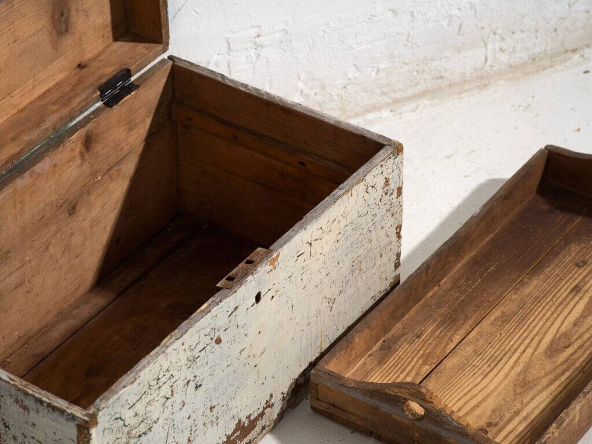 Small antique painted pine chest – Poland, around 1930
