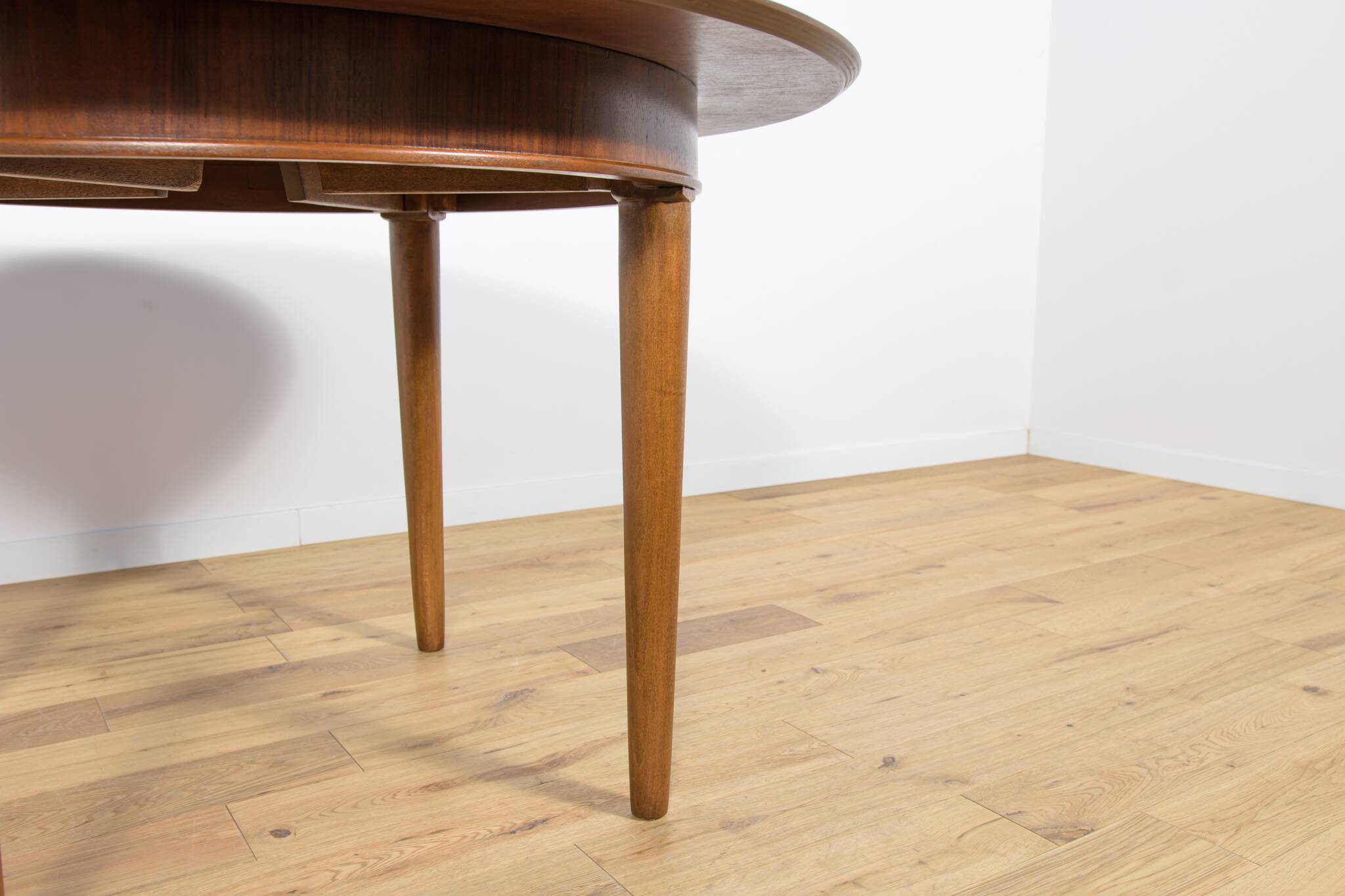 Mid-Century British Teak Dining Table, 1950s