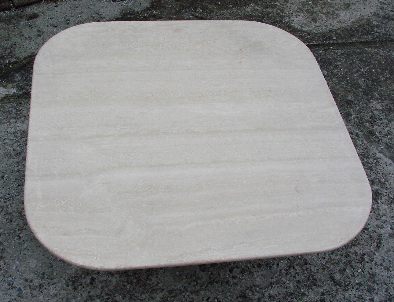 Table basse en travertin, années 1970