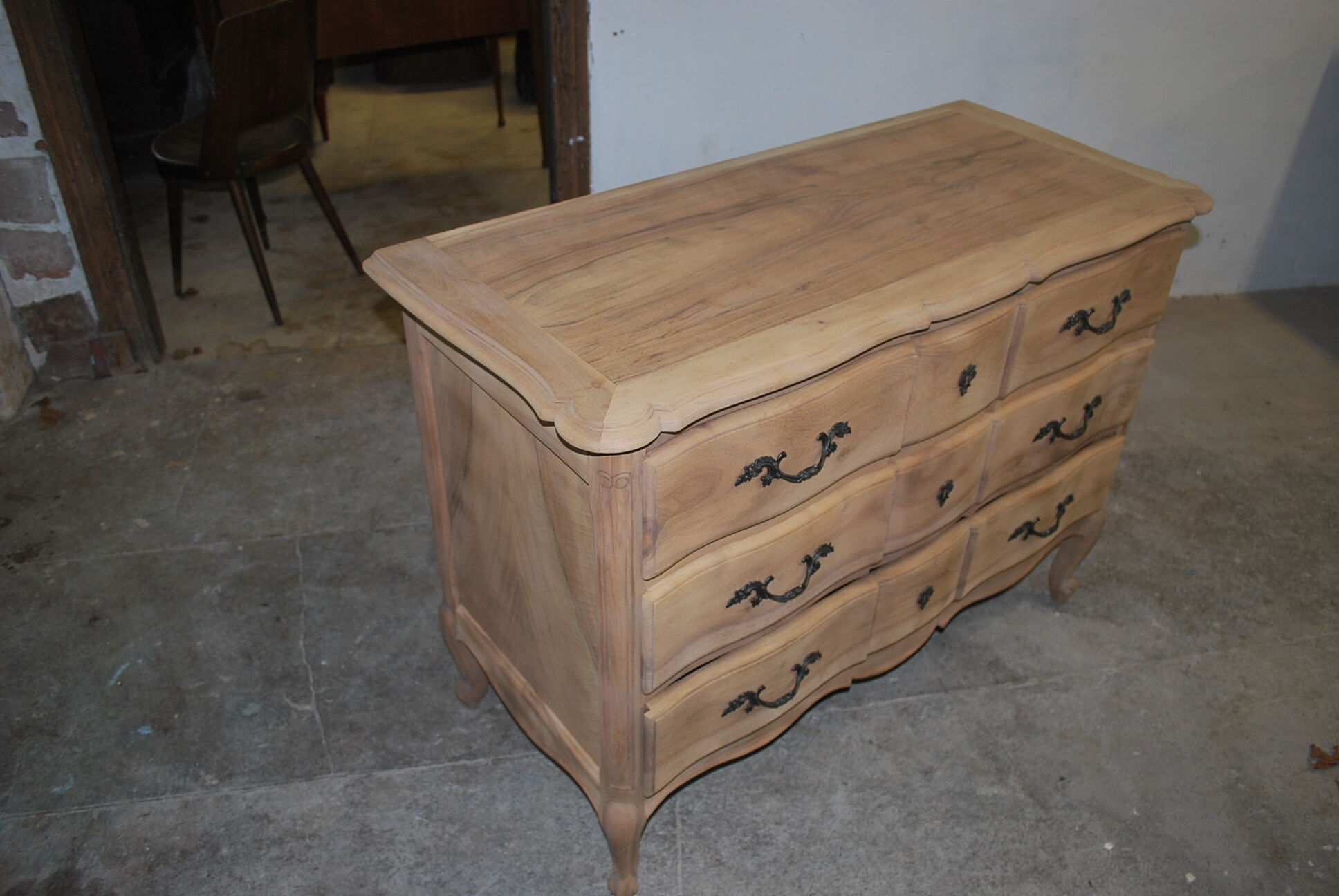 Chest of drawers Louis XV style raw wood