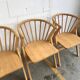 4 Chaises de bistrot en bois en forme de v